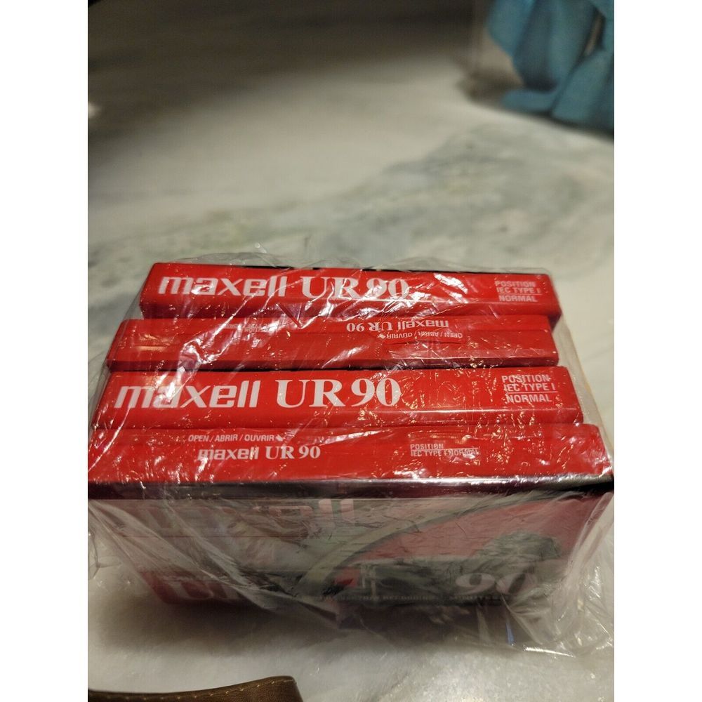 Lot of 4 Maxell - Maxell‎ UR 90 (Cassettes Normal BIAS)